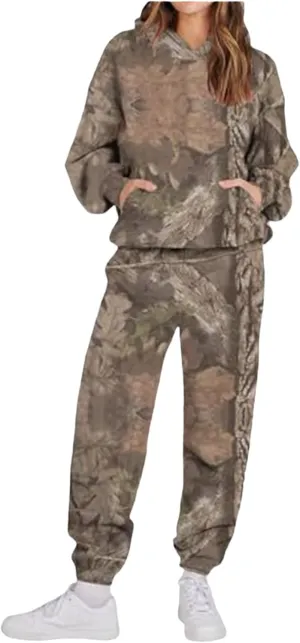 Camo Sweat Set for Women 2 Piece Hoodie Sets Maple Leaf Print Oversized Sweatshirt Sweatpants Fall Outfits