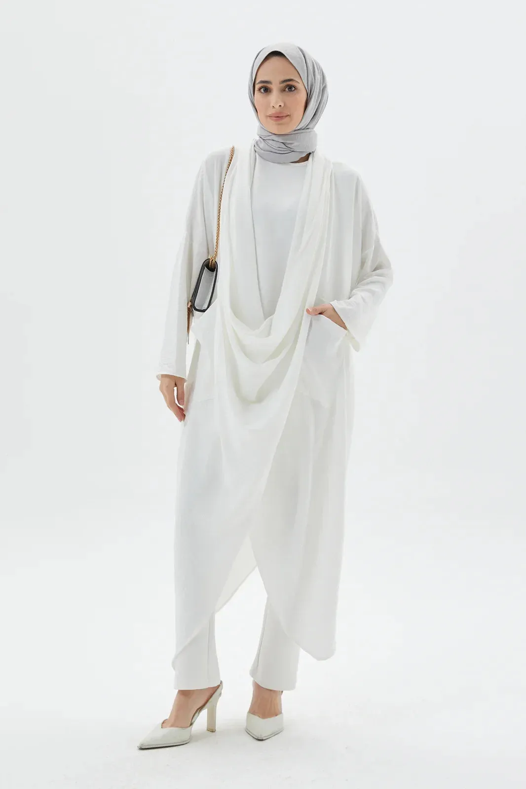 Kangaroo Abaya