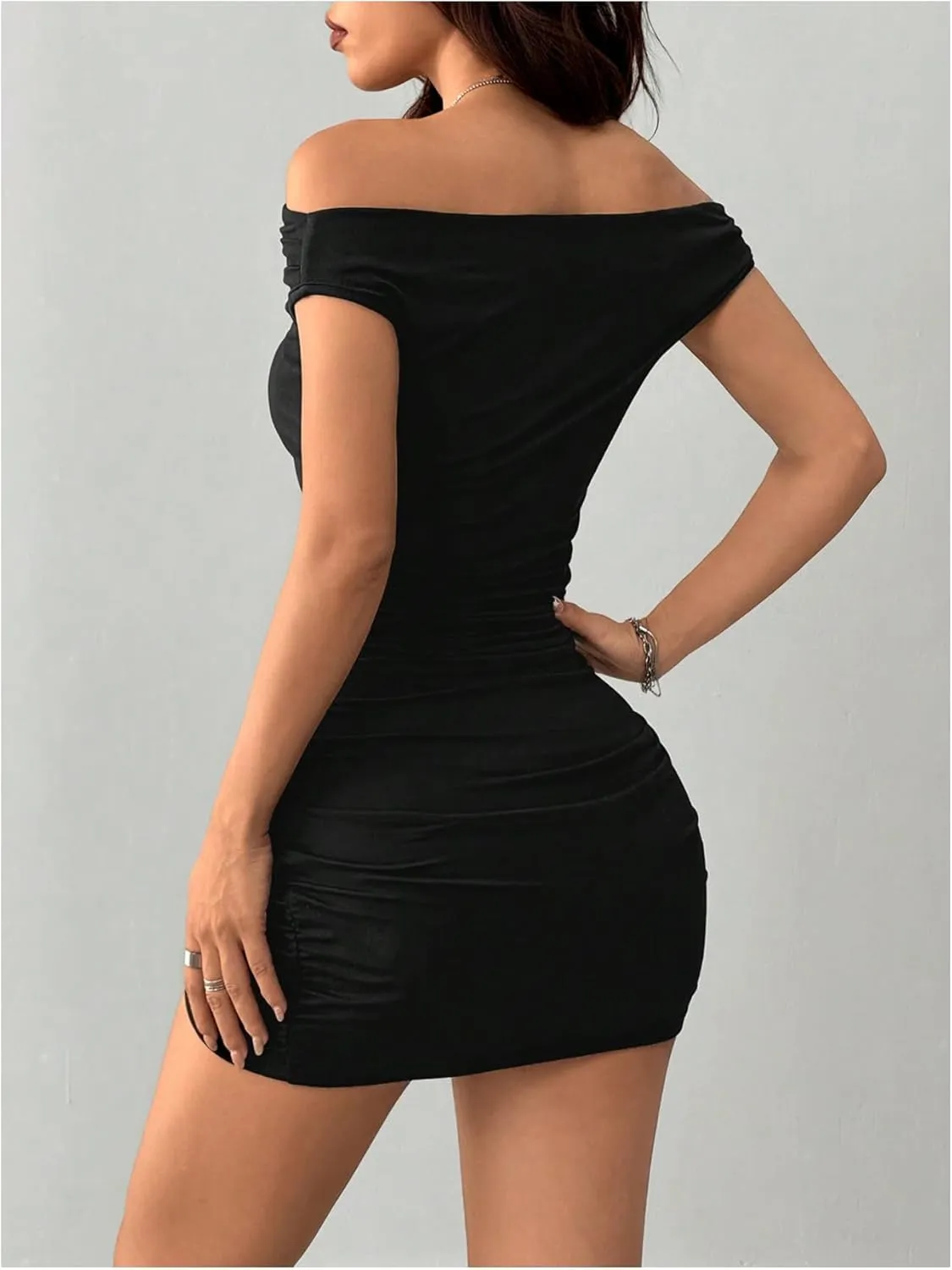 SOLY HUX Women's Off The Shoulder Ruched Dress Short Sleeve Bodycon Mini Going Out Dresses