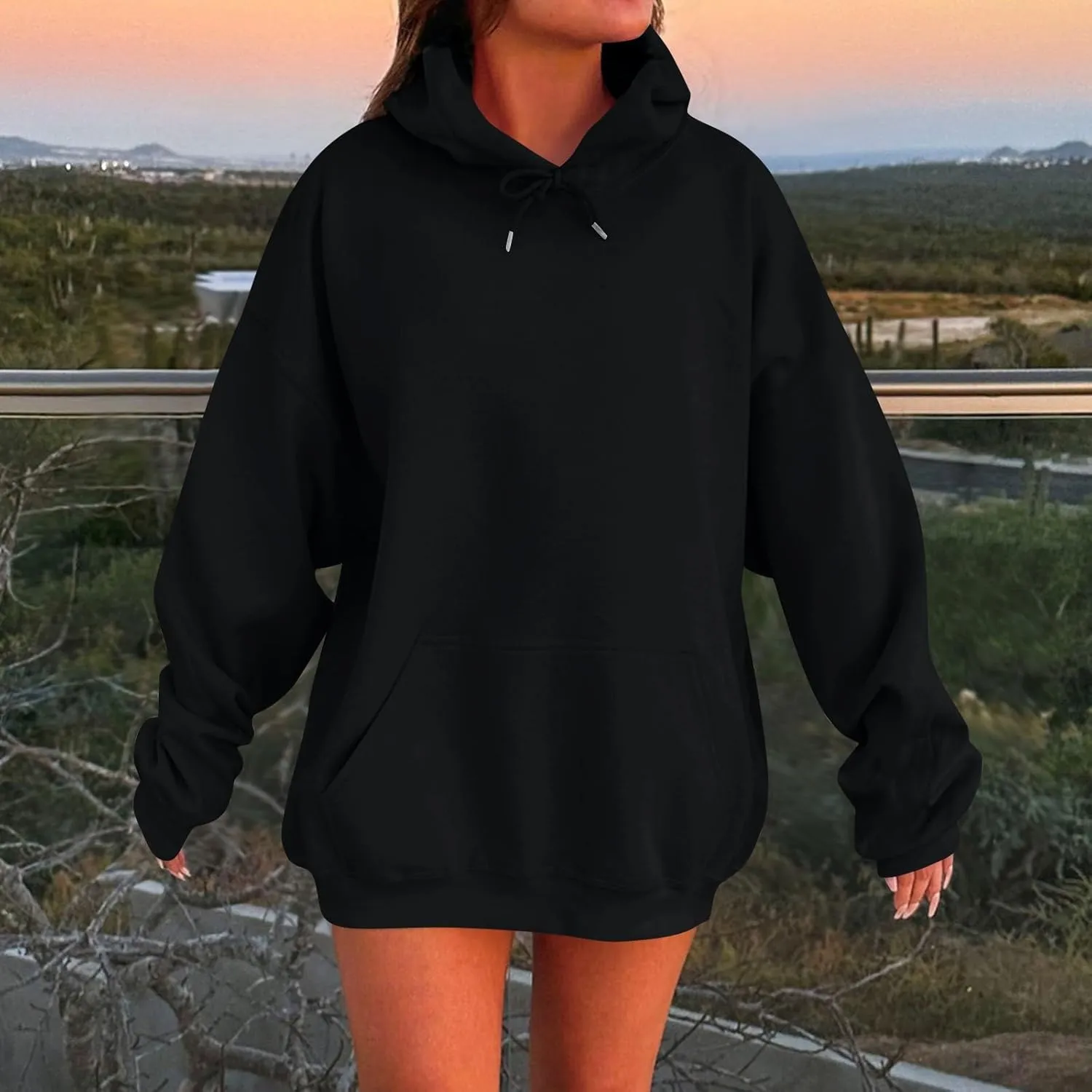 Womens Casual Soild Color Long Sleeve Hoodies Oversized Trendy Loose Fit Sweatshirts with Pockets Plus Size S-5xl