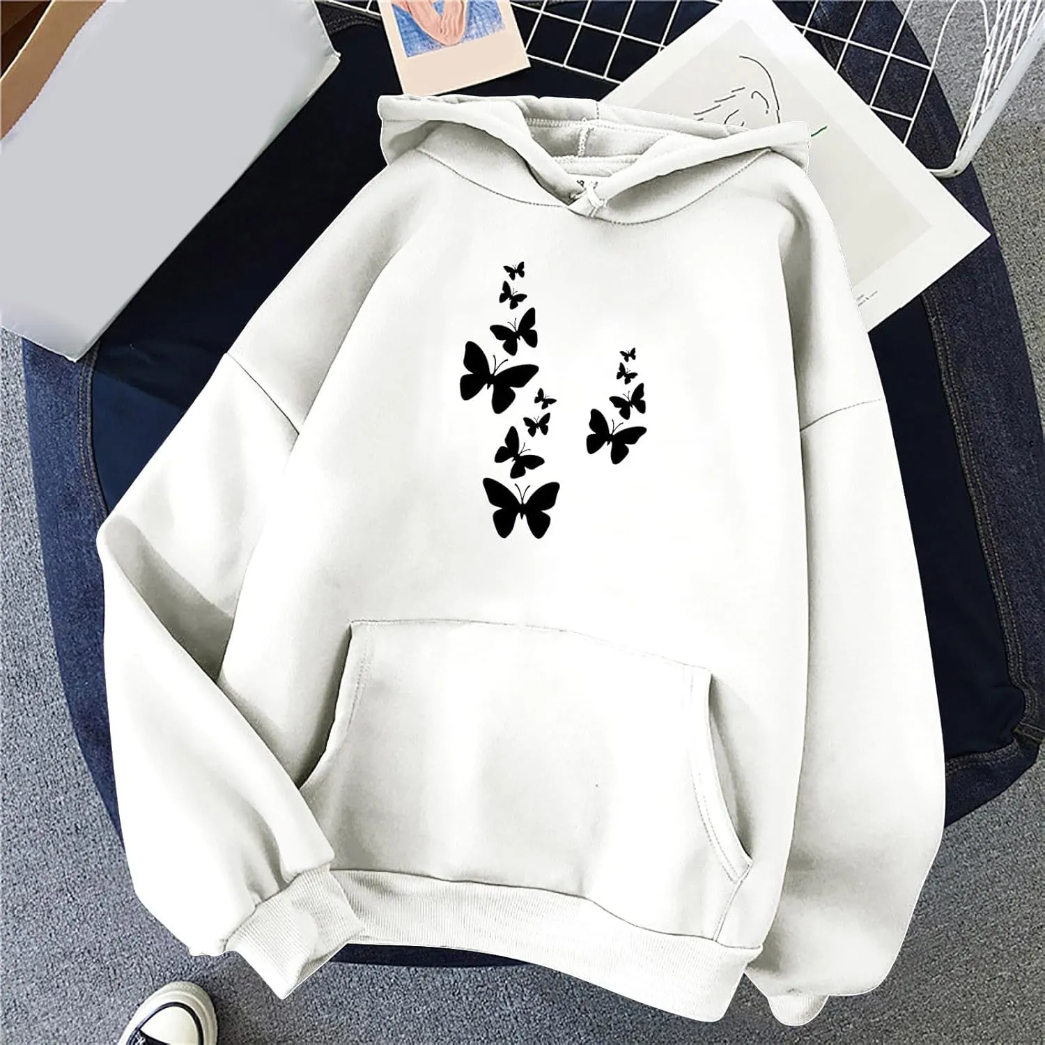 Womens Fashion Sweatshirt 2023 Long Sleeve Butterfly Graphic Drawstring Cute Pullover Hoodies Slim Casual Shirts with Pocket
