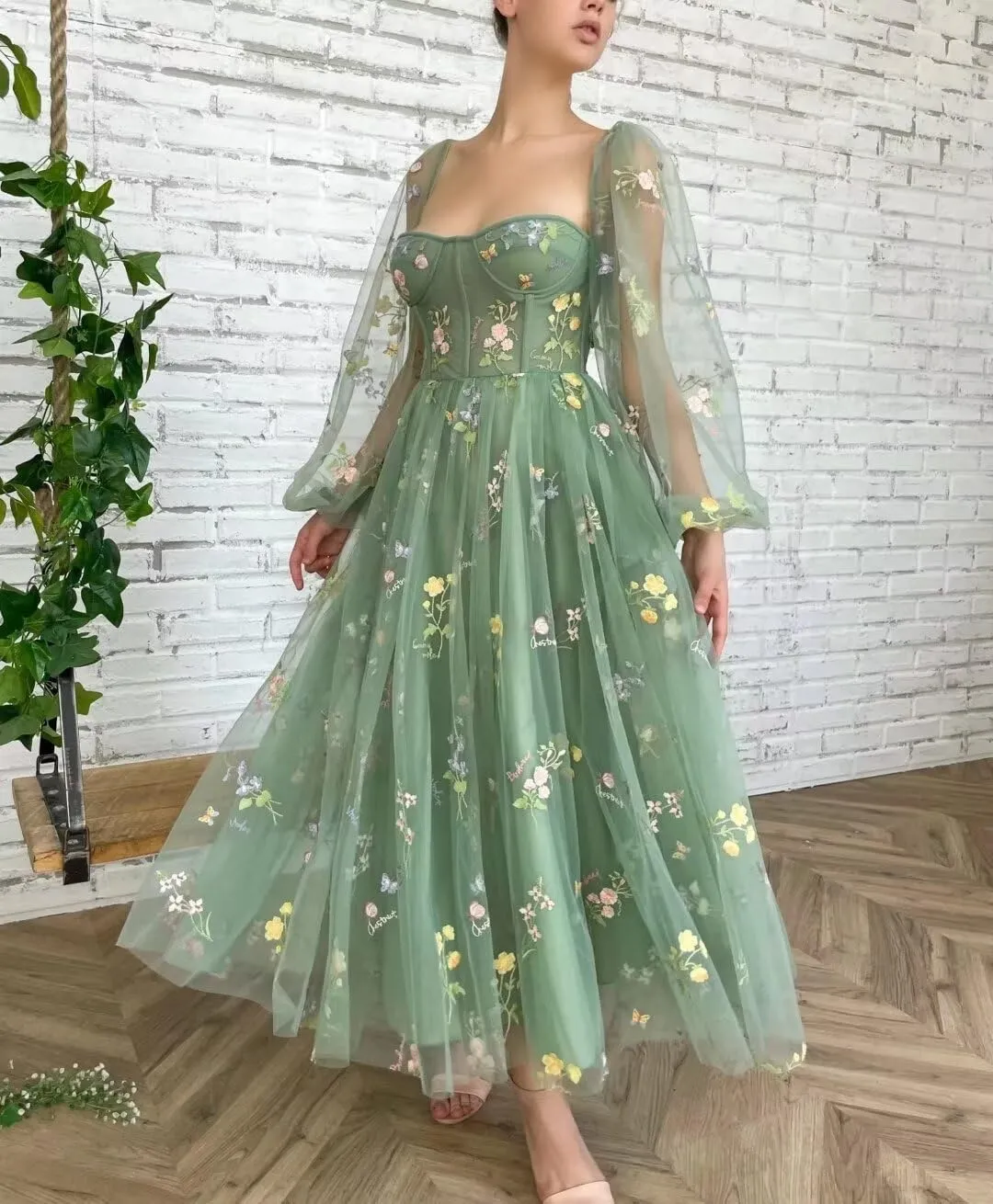 Women's Puffy Sleeve Tulle Prom Dresses Flower Embroidery Formal Evening Party Gowns